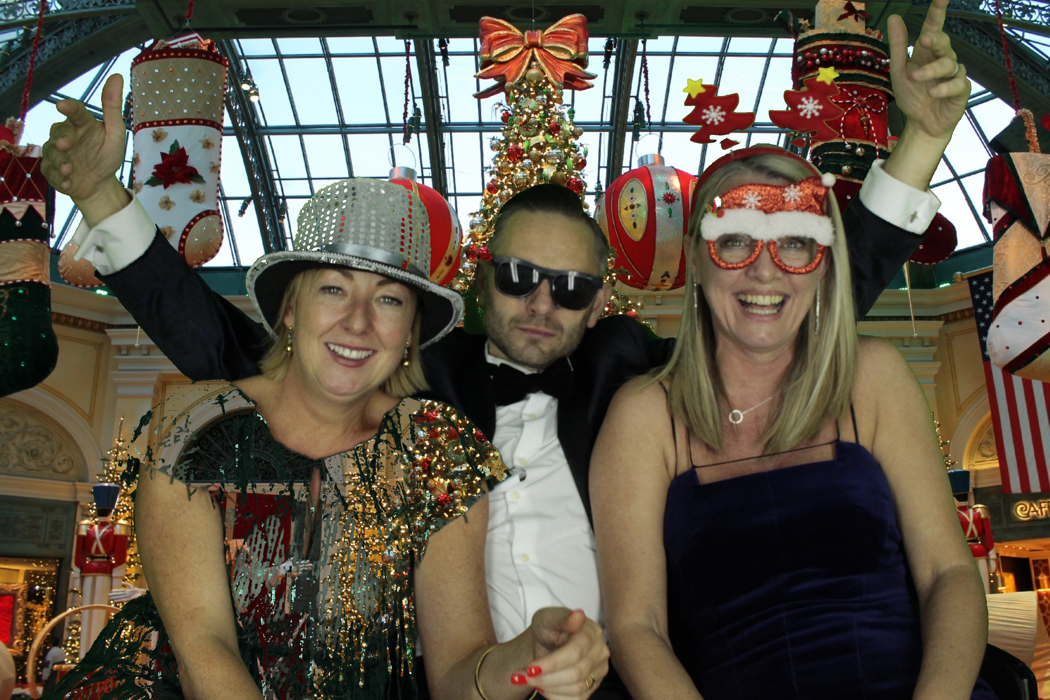 Staffing 360 Solutions Christmas Party | View more photos from the event at gallery.myphotoboothexperience.co.uk/u/MyPhotoBoothExperienceLtd/Staffing-360-Solutions-Christmas-Party-0